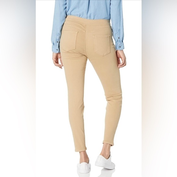 Amazon Essentials Women's Stretch Pull-On Jegging - 0 Long - Picture 3 of 14